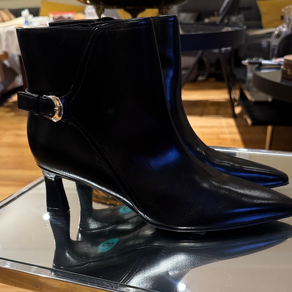 Naturalizer Black Heeled Boots with Buckle